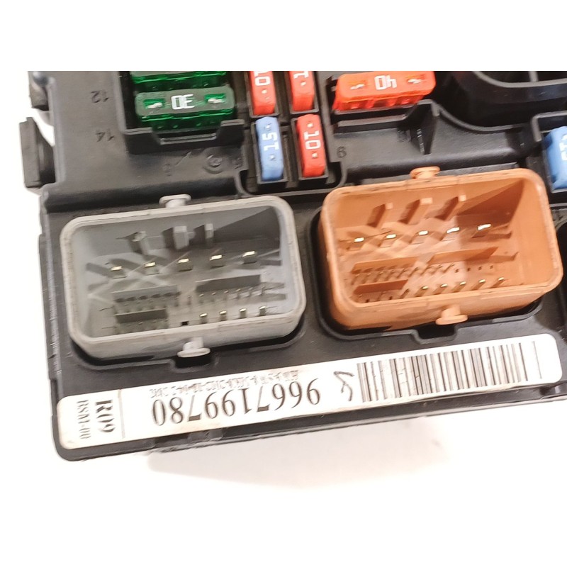Recambio de caja reles / fusibles para peugeot 207/207+ (wa_, wc_) 1.4 hdi referencia OEM IAM 9667199780  BSMR09