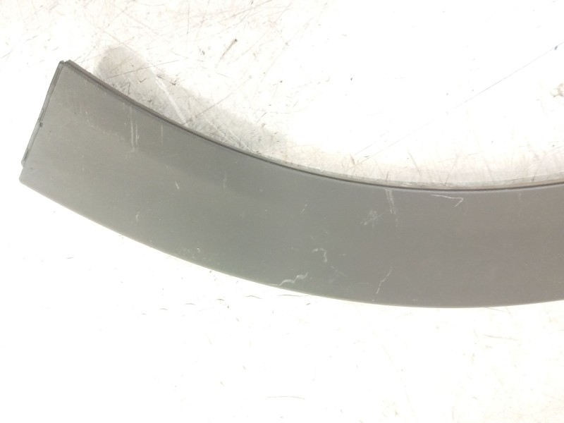 Recambio de aletin trasero izquierdo para kia stonic (ybcuv) platinum edition referencia OEM IAM 87743h8400  