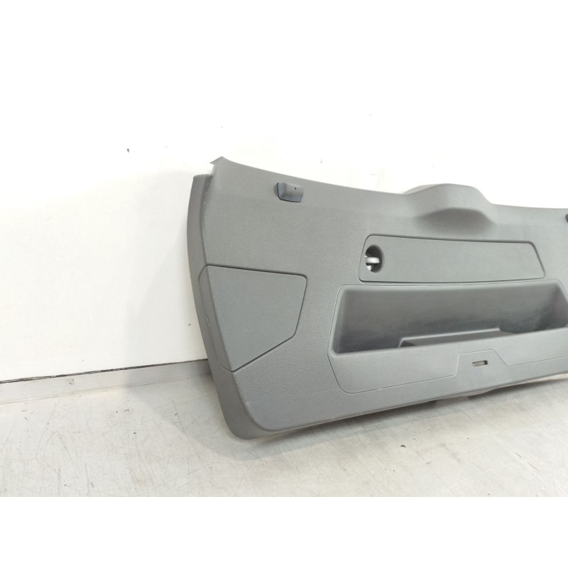 Recambio de guarnecido porton trasero para audi a1 sportback (gba) 25 tfsi básico referencia OEM IAM 82A867979  