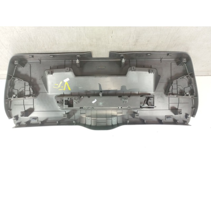 Recambio de guarnecido porton trasero para audi a1 sportback (gba) 25 tfsi básico referencia OEM IAM 82A867979  