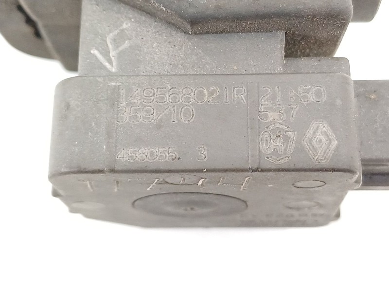 Recambio de valvula aire adicional para renault megane iii sport tourer dynamique referencia OEM IAM 149568021R  
