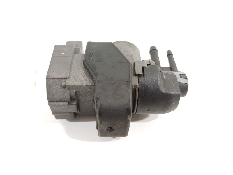 Recambio de valvula aire adicional para renault megane iii sport tourer dynamique referencia OEM IAM 149568021R  