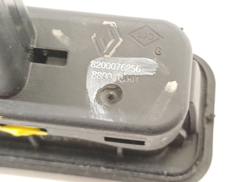 Recambio de maneta exterior porton para renault captur limited referencia OEM IAM 8200076256  