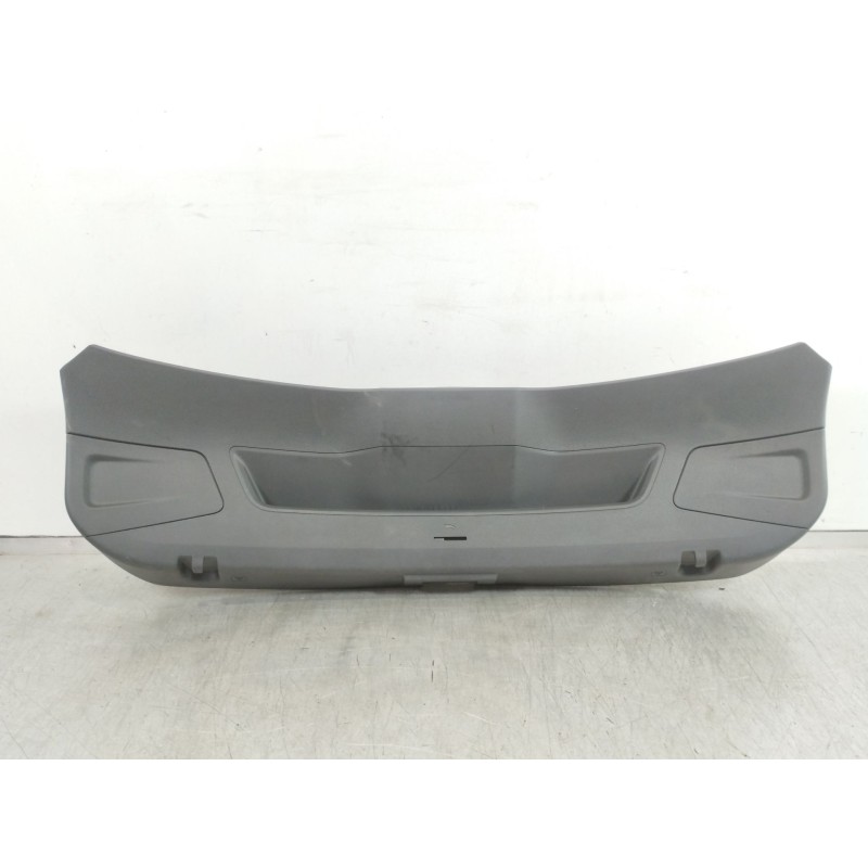 Recambio de guarnecido porton trasero para seat leon (5f1) cupra 280 referencia OEM IAM 5F4867601  