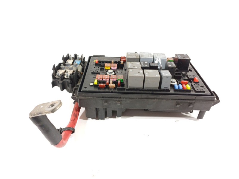 Recambio de caja reles / fusibles para opel astra j lim. cosmo referencia OEM IAM 13313207  1110013AA