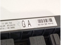 Recambio de caja reles / fusibles para opel astra h (a04) 1.9 cdti (l48) referencia OEM IAM 13205784 015349211 5DK00866843 2
