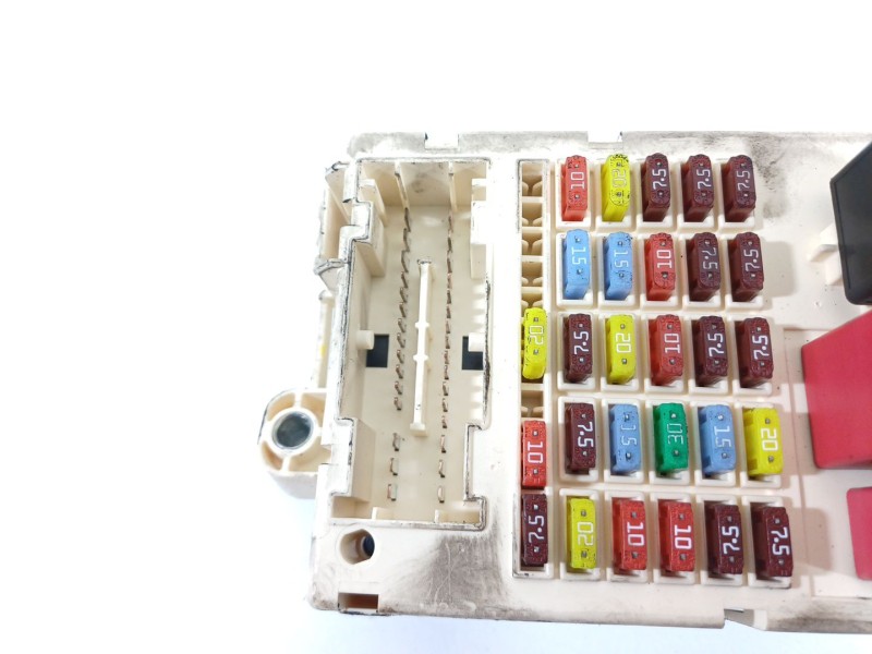 Recambio de caja reles / fusibles para peugeot boxer autobús 2.2 hdi 120 referencia OEM IAM 1349511080  