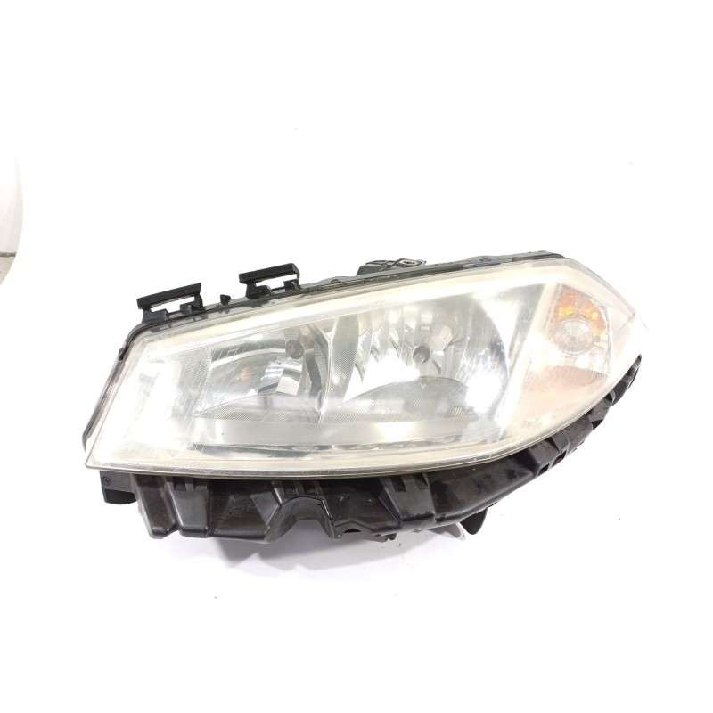 Recambio de faro izquierdo para renault megane ii classic berlina confort authentique referencia OEM IAM 7701064018  