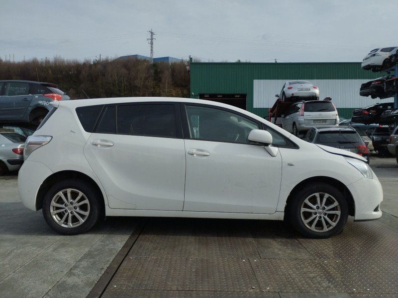 toyota verso del año 2012