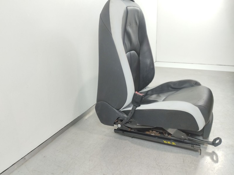 Recambio de asiento delantero izquierdo para seat leon (5f1) cupra 280 referencia OEM IAM 5Q4881105A  