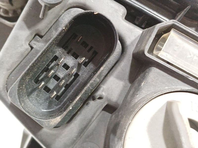 Recambio de faro derecho para seat leon st (5f8) 1.6 tdi referencia OEM IAM 5F1941006A  