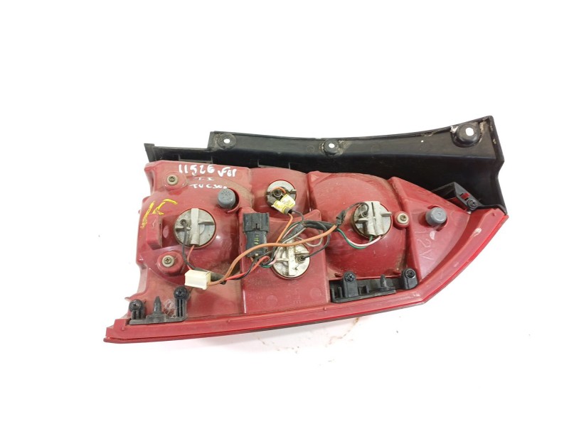 Recambio de piloto trasero izquierdo para hyundai tucson (jm) 2.0 crdi comfort (4wd) referencia OEM IAM 924012E0  