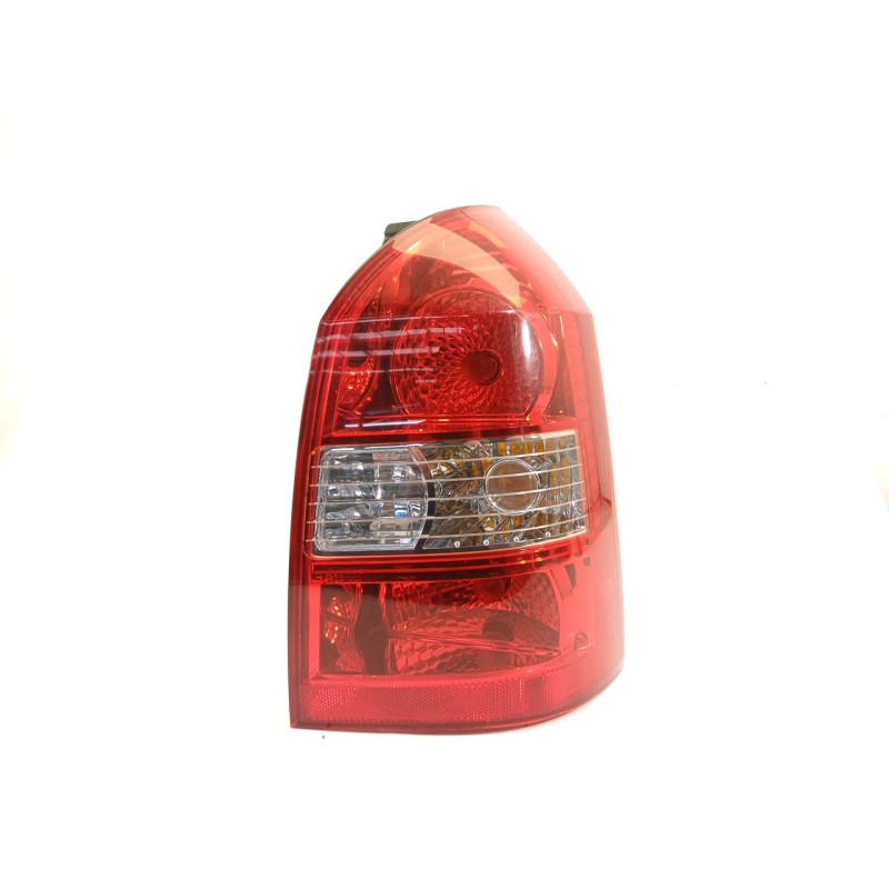 Recambio de piloto trasero derecho para hyundai tucson (jm) 2.0 crdi comfort (4wd) referencia OEM IAM 924022E0  