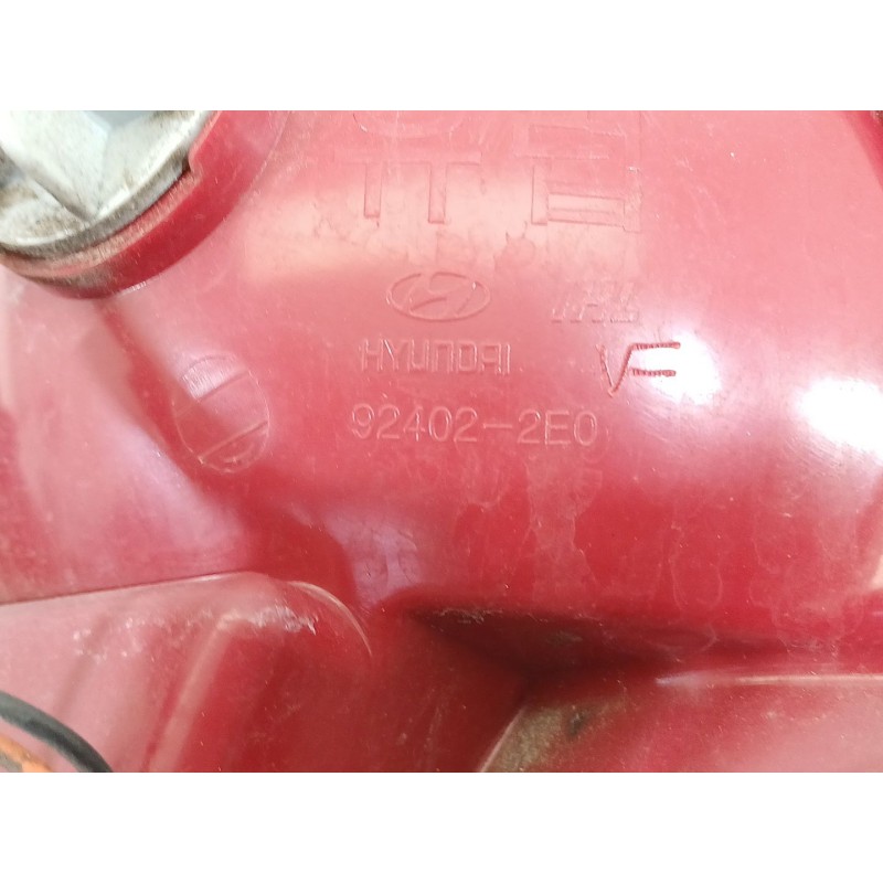 Recambio de piloto trasero derecho para hyundai tucson (jm) 2.0 crdi comfort (4wd) referencia OEM IAM 924022E0  