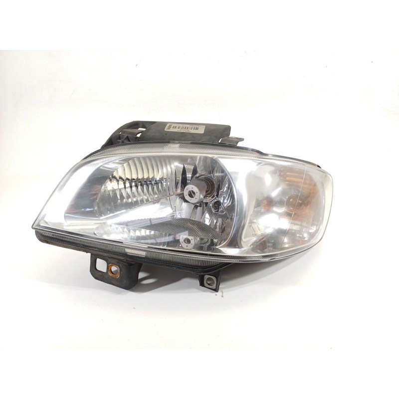 Recambio de faro izquierdo para seat cordoba (6k1, 6k2) 1.4 16v referencia OEM IAM 67743739  