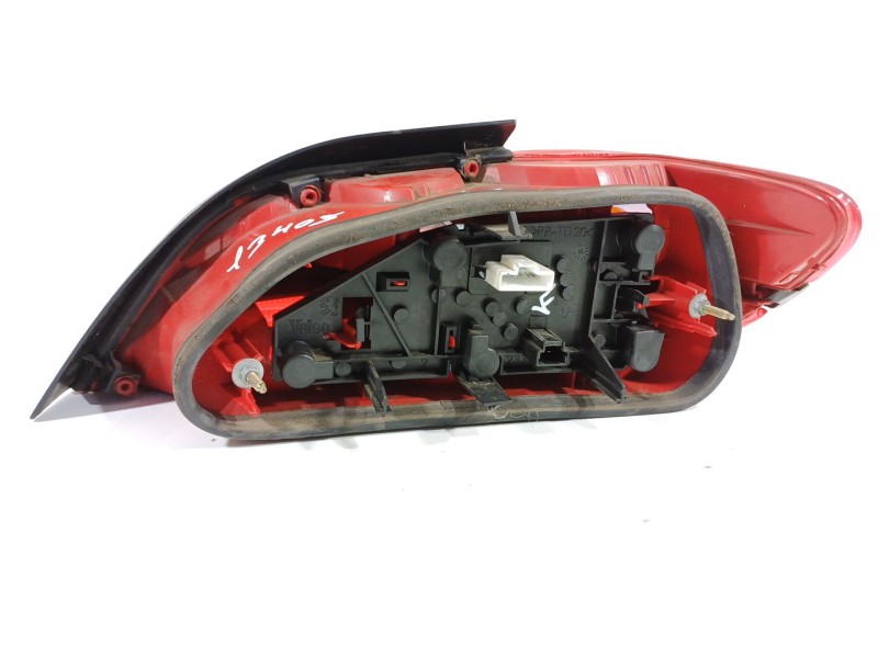 Recambio de piloto trasero izquierdo para peugeot 406 (8b) 2.0 hdi 110 referencia OEM IAM 9630364877  