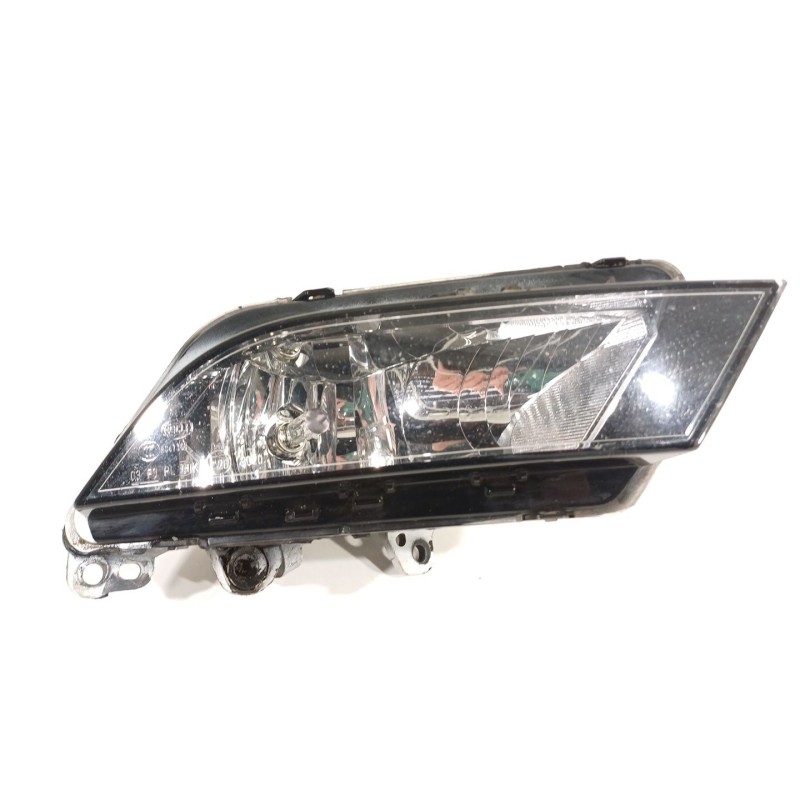 Recambio de faro antiniebla derecho para seat leon st (5f8) 1.6 tdi referencia OEM IAM 6J9941702A  