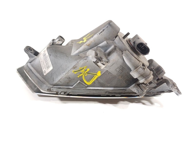 Recambio de faro antiniebla derecho para seat leon st (5f8) 1.6 tdi referencia OEM IAM 6J9941702A  