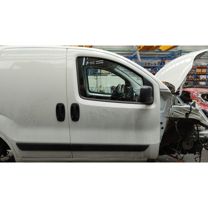 Recambio de puerta delantera derecha para fiat fiorino (2023) fiorino 2252 referencia OEM IAM   