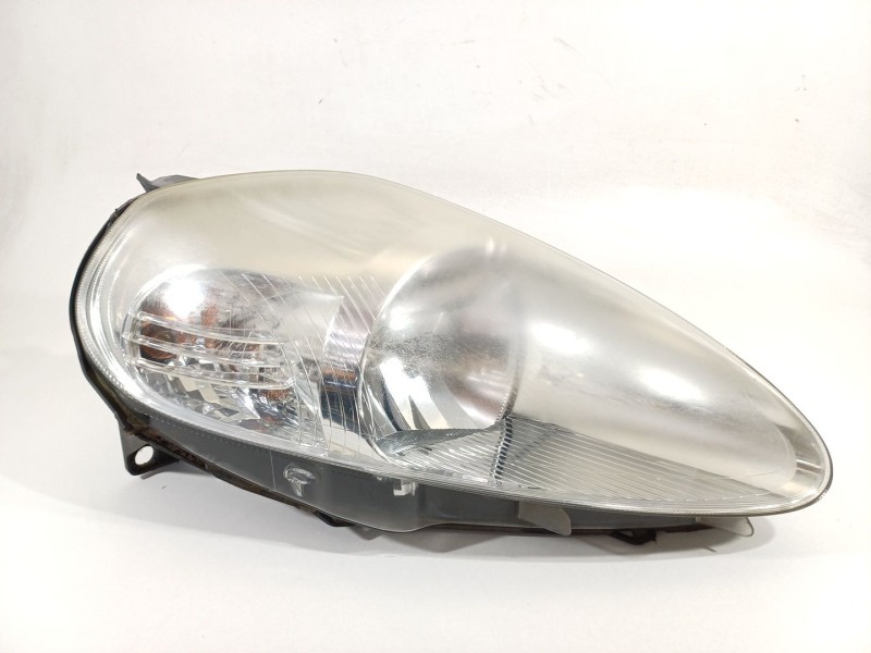 Recambio de faro derecho para fiat punto (199_) 1.3 d multijet referencia OEM IAM 51701594  