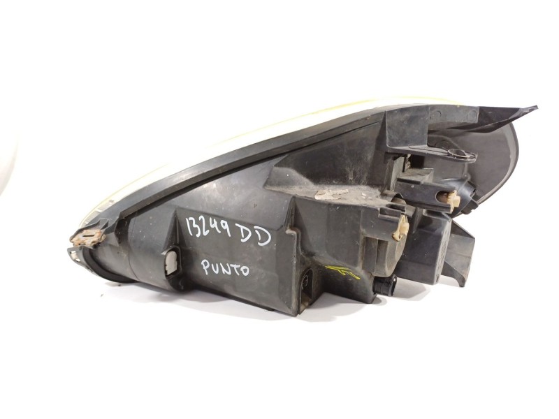 Recambio de faro derecho para fiat punto (199_) 1.3 d multijet referencia OEM IAM 51701594  