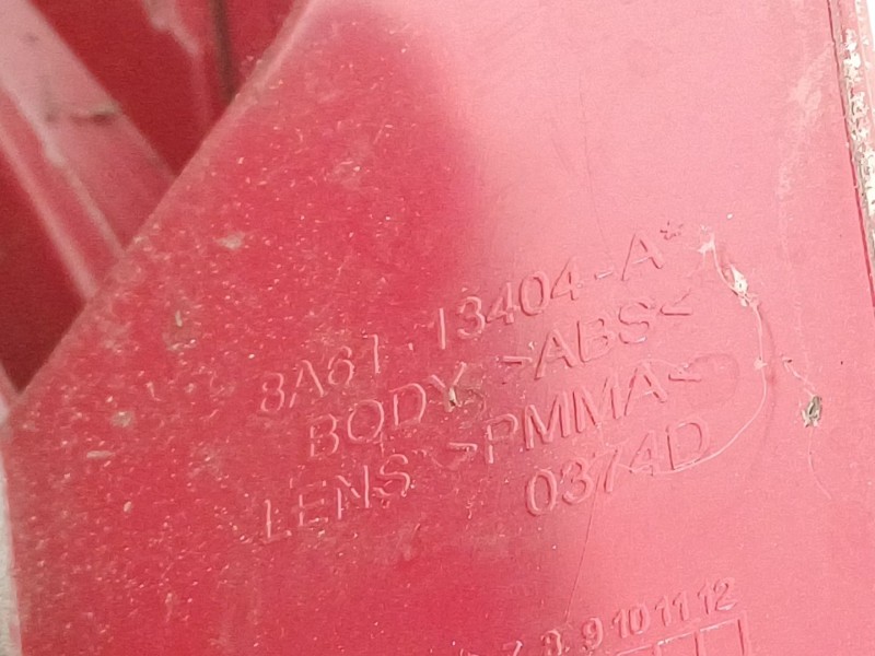 Recambio de piloto trasero derecho para ford fiesta (cb1) econetic referencia OEM IAM 8A6113404A  