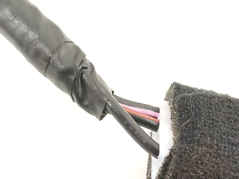 Recambio de piloto trasero izquierdo para hyundai kona tecno 2wd referencia OEM IAM 92401J9000  