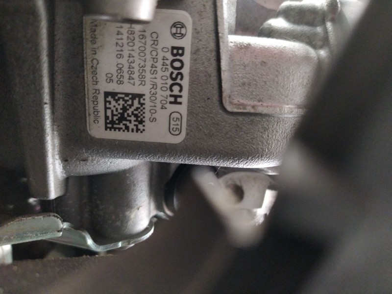 Recambio de bomba inyeccion para dacia sandero ambiance referencia OEM IAM 167007358R 0445010704 H8201434847