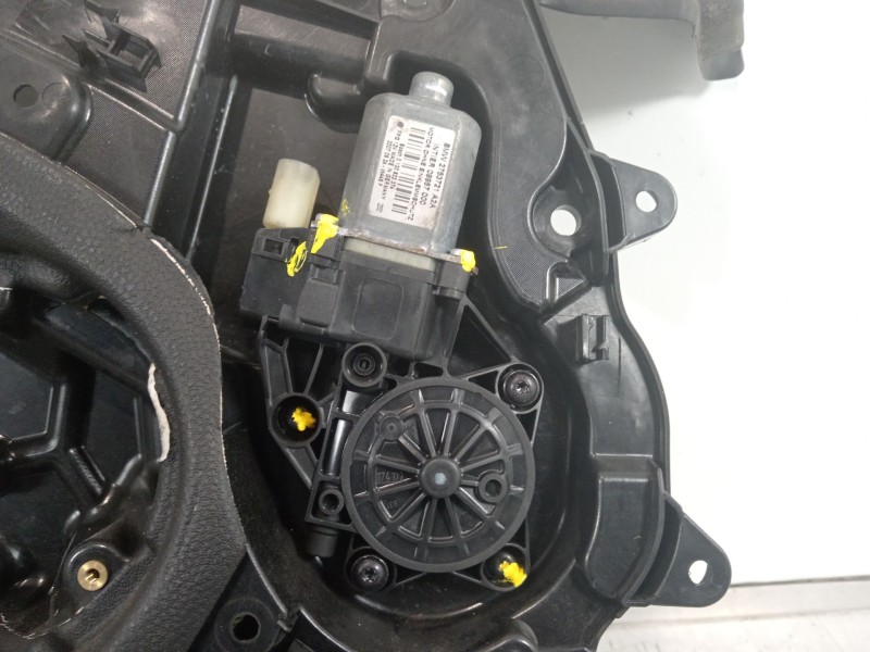 Recambio de elevalunas delantero izquierdo para bmw mini (r56) 1.4 16v cat referencia OEM IAM 8820011C001898  