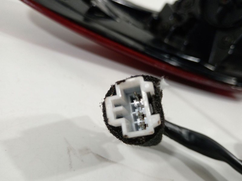 Recambio de piloto trasero derecho para hyundai kona tecno 2wd referencia OEM IAM 92402J9000  