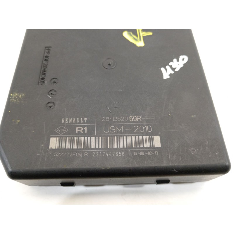 Recambio de caja reles / fusibles para renault megane iii berlina 5 p dynamique referencia OEM IAM 284B62069R 522222F04 USM2010