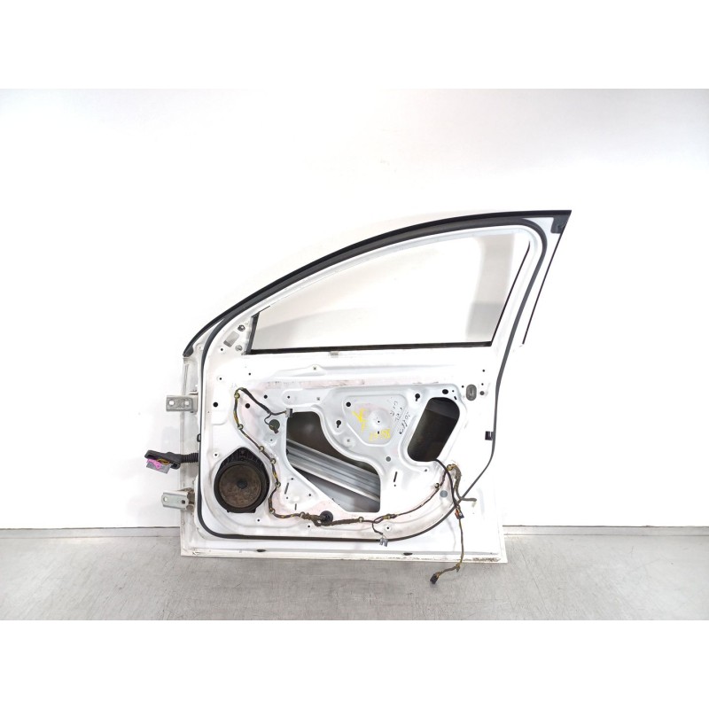 Recambio de puerta delantera derecha para opel insignia sports tourer 2.0 16v cdti referencia OEM IAM   