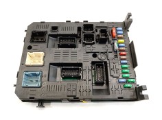 Recambio de caja reles / fusibles para peugeot 5008 premium referencia OEM IAM 9678477180   2