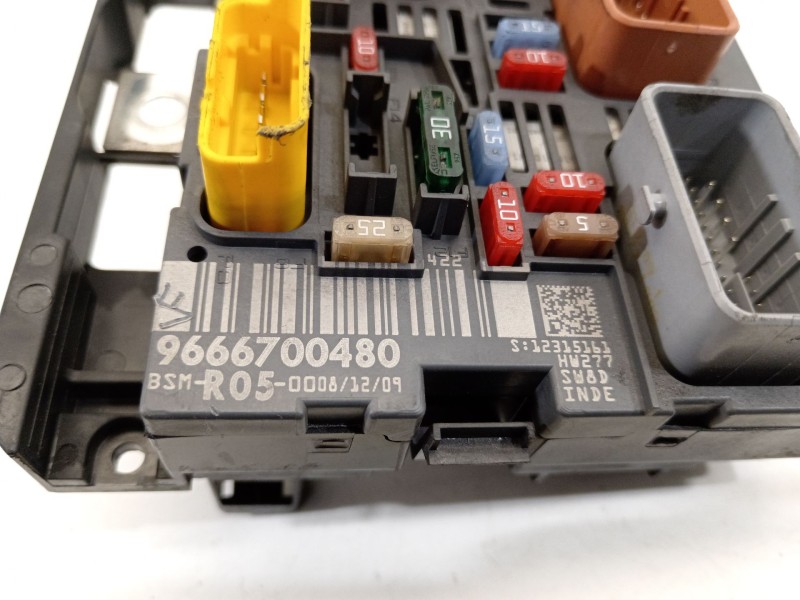 Recambio de caja reles / fusibles para citroën c4 i (lc_) 1.6 hdi referencia OEM IAM 9666700480  BSMR05