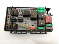 Recambio de caja reles / fusibles para opel corsa d (s07) 1.2 (l08, l68) referencia OEM IAM 13217392  13217392EF