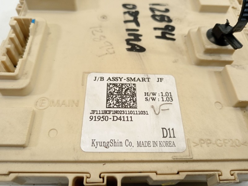 Recambio de caja reles / fusibles para kia optima concept referencia OEM IAM 91950D4111  