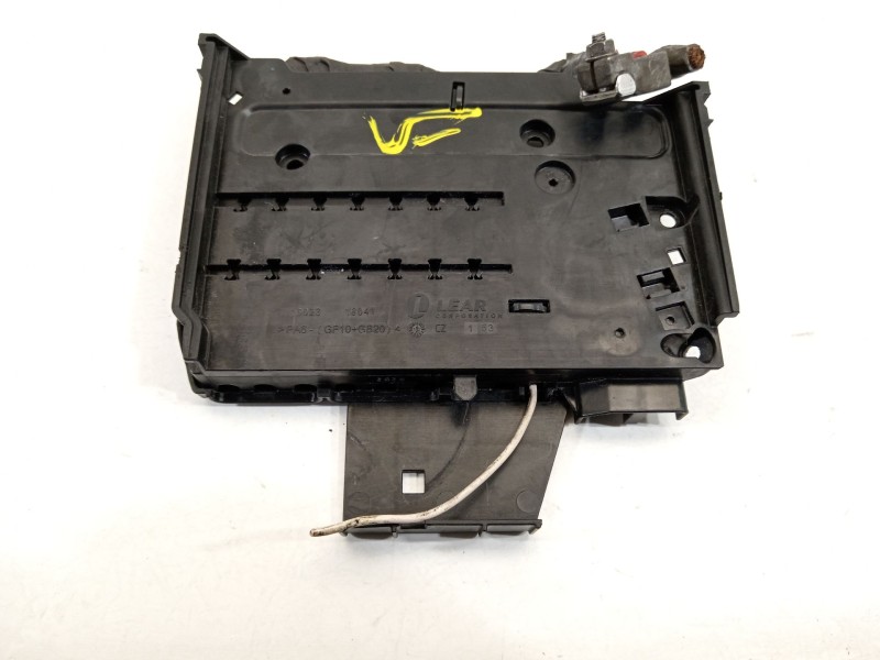 Recambio de caja reles / fusibles para ford c-max edition referencia OEM IAM AV6T14A067BB  