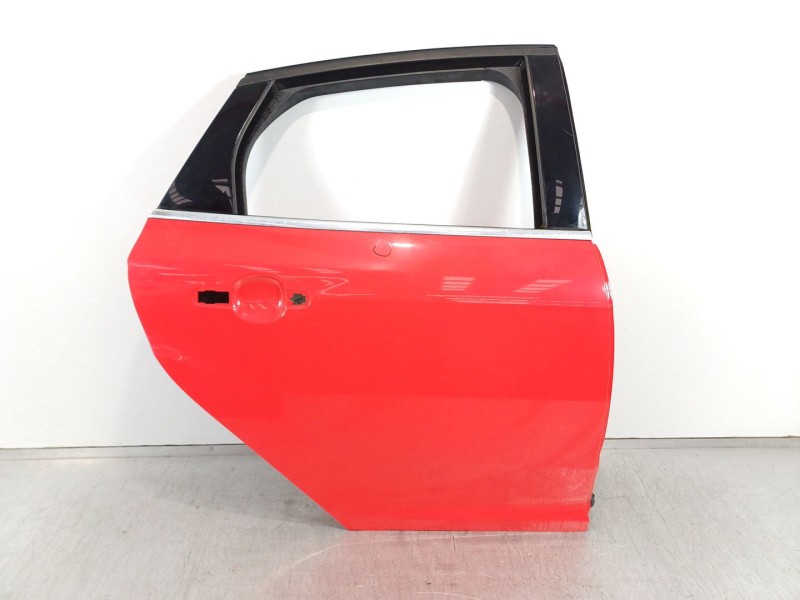 Recambio de puerta trasera derecha para ford focus lim. (cb8) edition referencia OEM IAM   