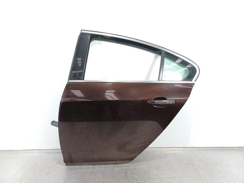 Recambio de puerta trasera izquierda para opel insignia berlina 2.0 cdti referencia OEM IAM   