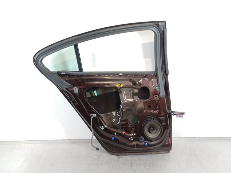 Recambio de puerta trasera izquierda para opel insignia berlina 2.0 cdti referencia OEM IAM   