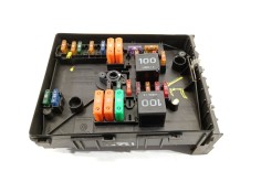 Recambio de caja reles / fusibles para volkswagen caddy iii furgoneta/monovolumen (2ka, 2kh, 2ca, 2ch) 2.0 sdi referencia OEM IA