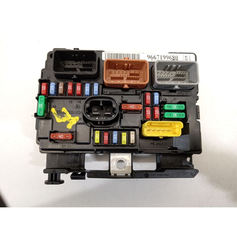 Recambio de caja reles / fusibles para citroën c3 / c3 origin iii (sx) 1.2 vti 68 referencia OEM IAM 9667199680  