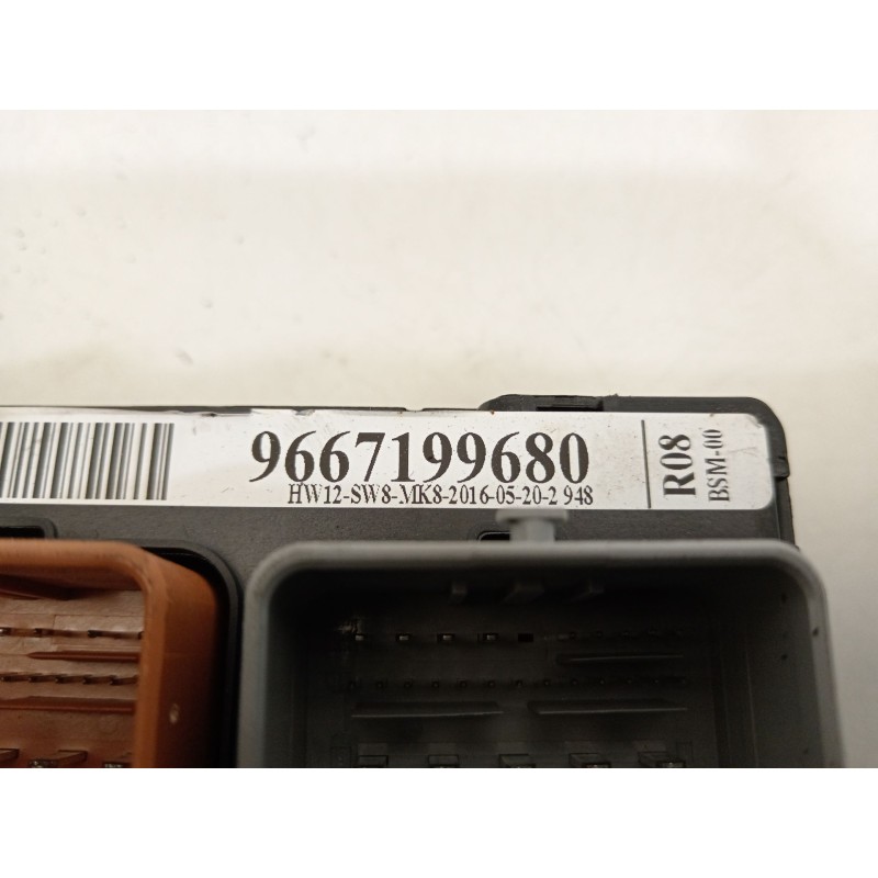 Recambio de caja reles / fusibles para citroën c3 / c3 origin iii (sx) 1.2 vti 68 referencia OEM IAM 9667199680  
