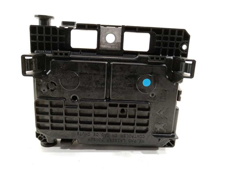 Recambio de caja reles / fusibles para citroën c3 / c3 origin iii (sx) 1.2 vti 68 referencia OEM IAM 9667199680  