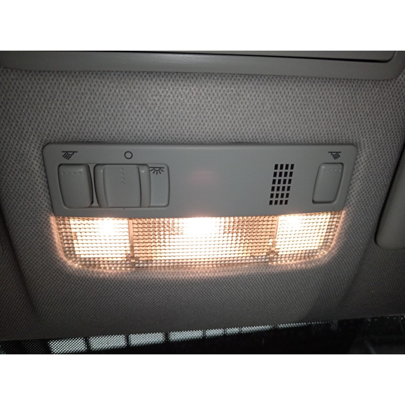 Recambio de luz interior para skoda fabia iii (nj3) 1.0 tsi referencia OEM IAM 3B0947105C  