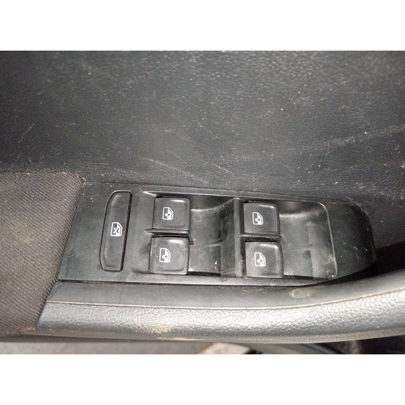 Recambio de mando elevalunas delantero izquierdo para skoda fabia iii (nj3) 1.0 tsi referencia OEM IAM 5E0959857A  