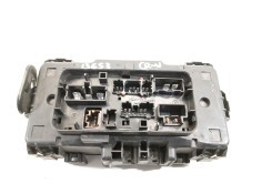 Recambio de caja reles / fusibles para honda cr-v ii (rd_) 2.0 (rd5) referencia OEM IAM 6843110709410290   2