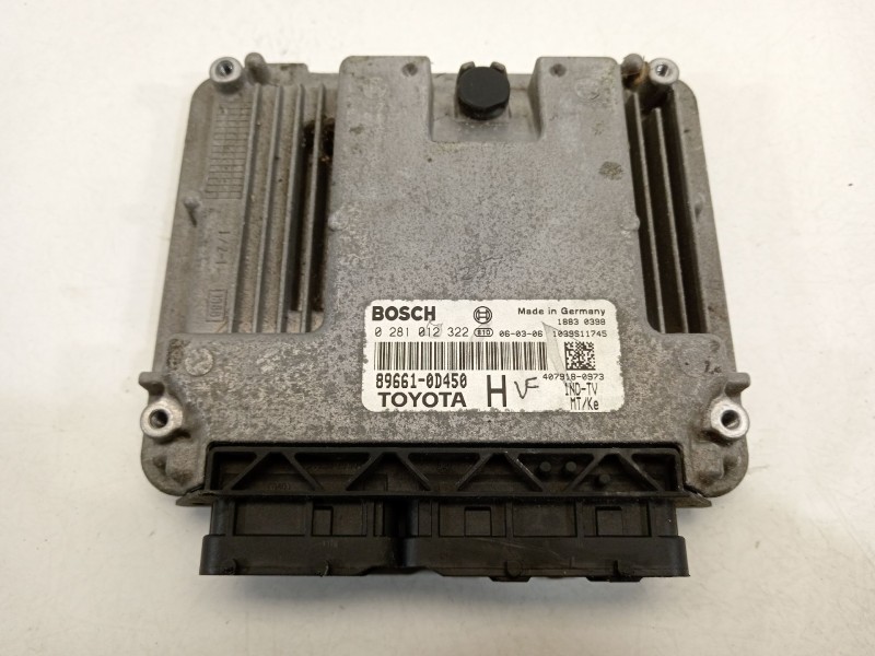 Recambio de centralita motor uce para toyota yaris (ksp9/scp9/nlp9) básico referencia OEM IAM 896610D450  0281012322