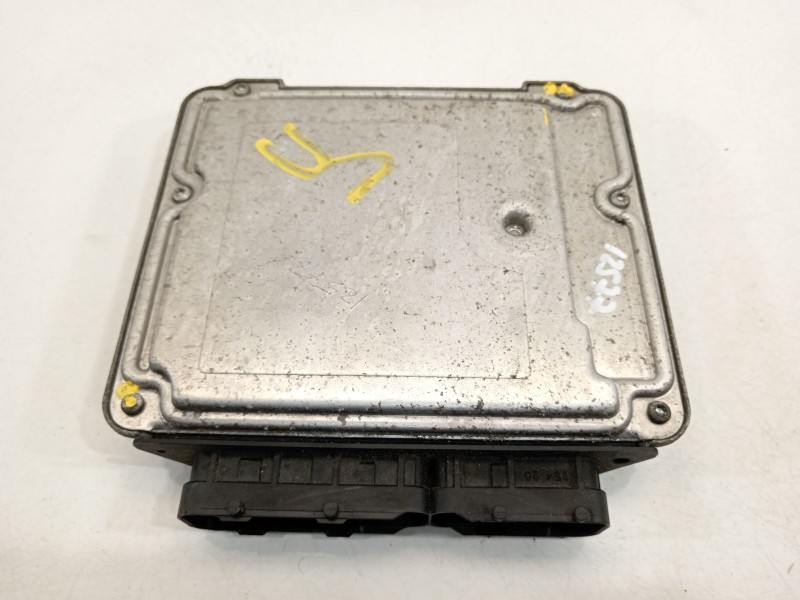 Recambio de centralita motor uce para toyota yaris (ksp9/scp9/nlp9) básico referencia OEM IAM 896610D450  0281012322