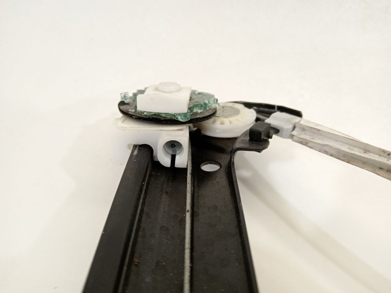 Recambio de elevalunas delantero derecho para peugeot 308 active referencia OEM IAM 9678189780  